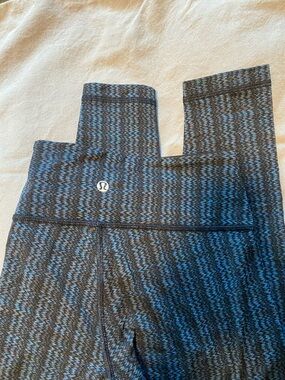 lululemon athletica Blue and Black Patterned Leggings